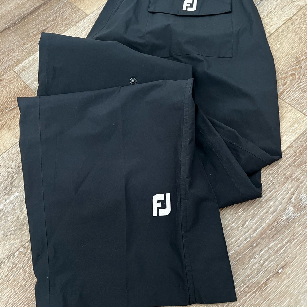 FootJoy Men’s Hydrolite Rain Pant - Picture 3 of 11